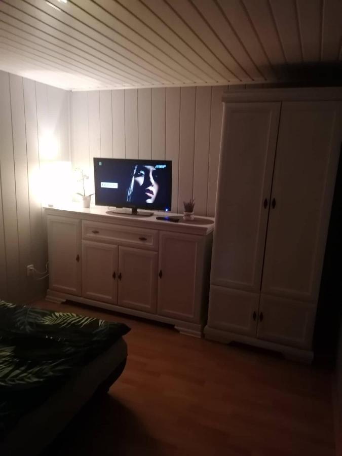 Domek W Slawie Przy Jeziorze Na Galerach Slawa Eksteriør billede